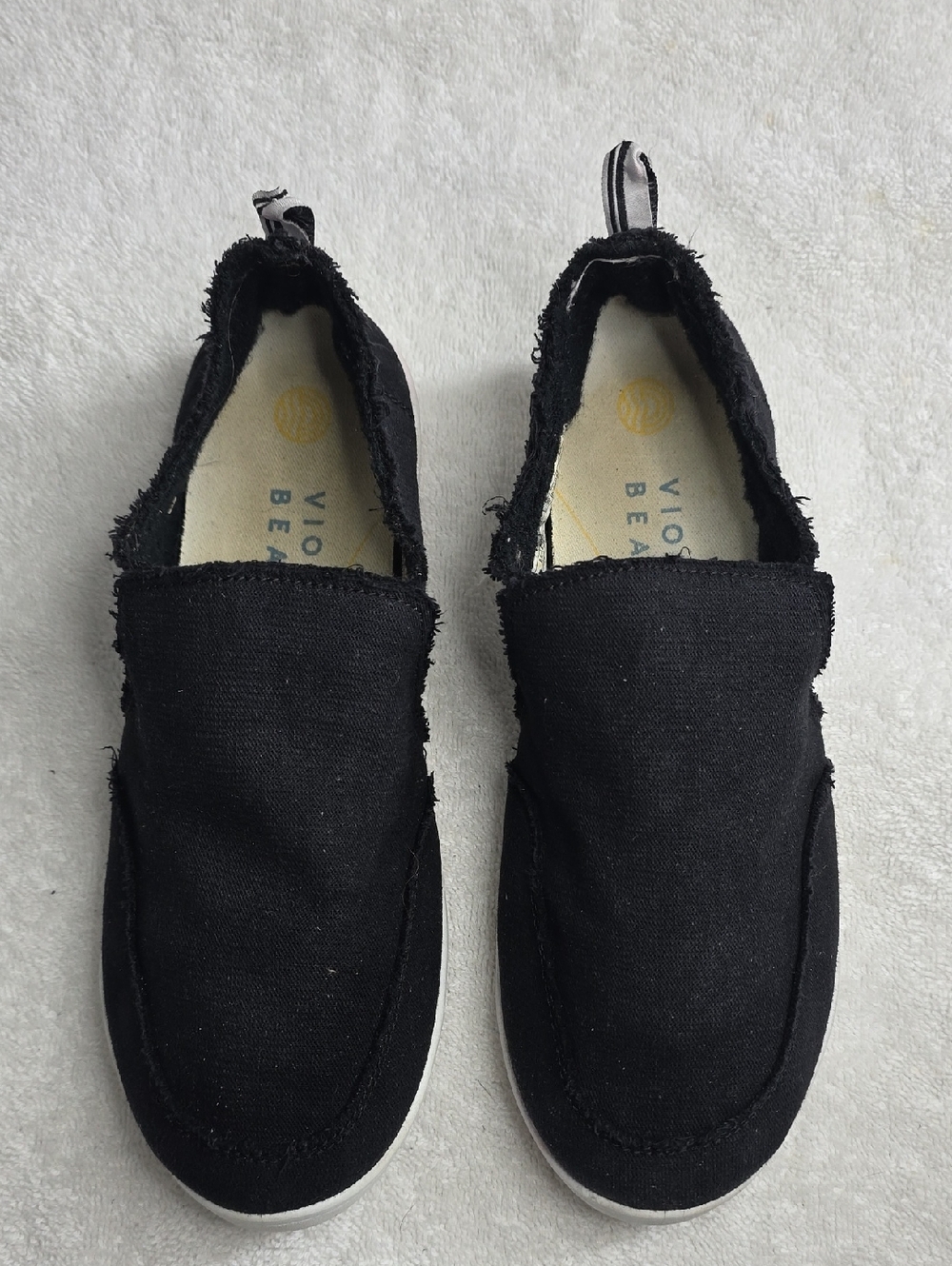 Vionic Beach Casual Slip-On Canvas Sneakers in Black Ladies Size 8.5 Distressed - Picture 3 of 16